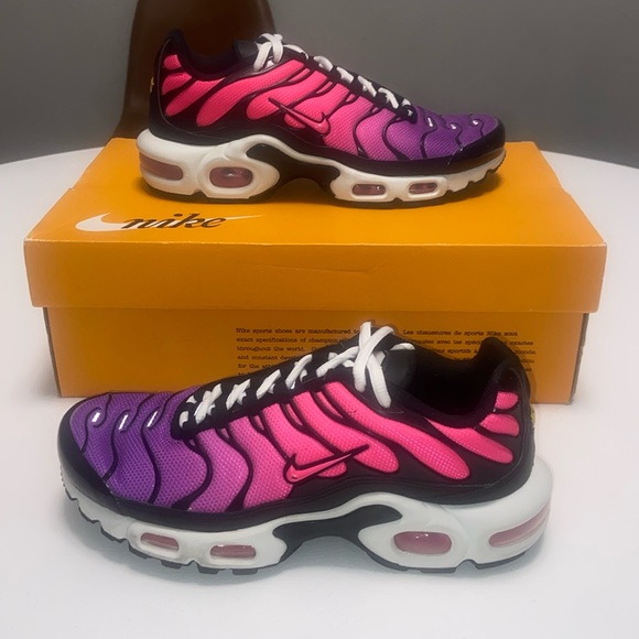 Nike Shoes - Nike Air Max Plus ‘Dusk’ Womens Size 5.5